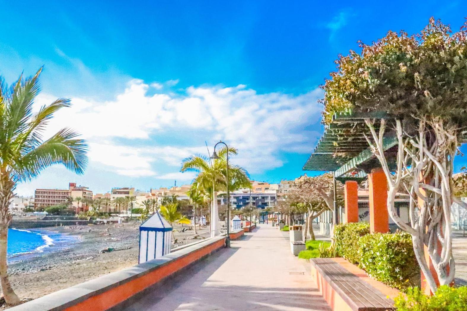 Rentaliday Blue Beach Playa de San Juan  Luaran gambar